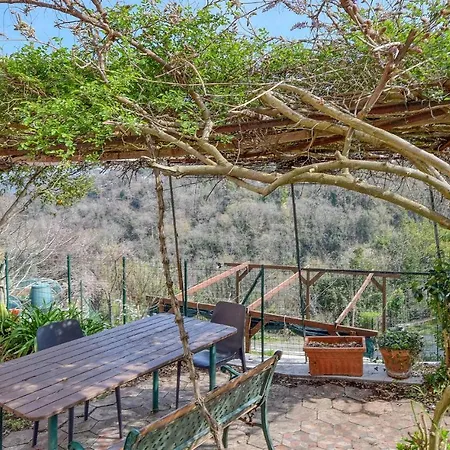 Holiday home 3 Bedroom Beautiful In Camogli