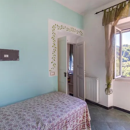 3 Bedroom Awesome In Camogli *