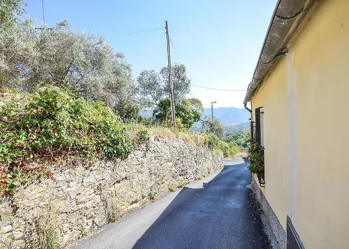 بيت للعطل 3 Bedroom Awesome In