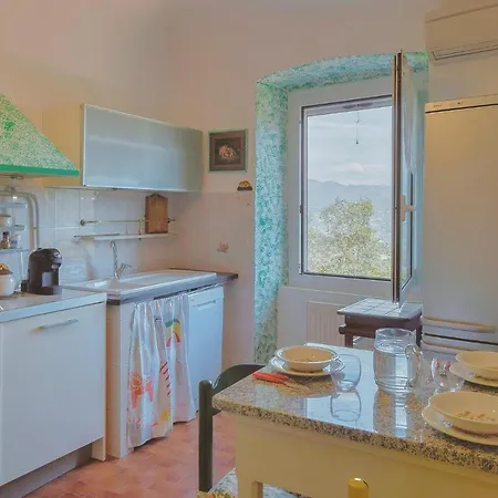 3 Bedroom Awesome In Camogli *